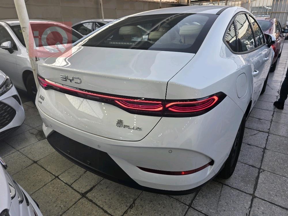 بي واي دي Qin Plus